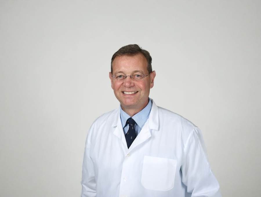 Prof. Dr. med. Pape Hans-Christoph, Klinikdirektor, Klinik für Traumatologie, USZ
